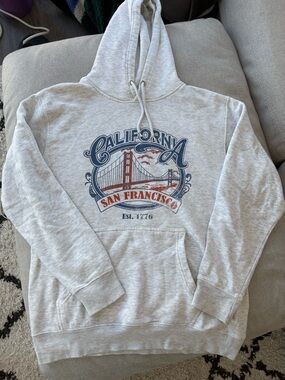 California San Francisco Graphic Hoodie - Light Gray